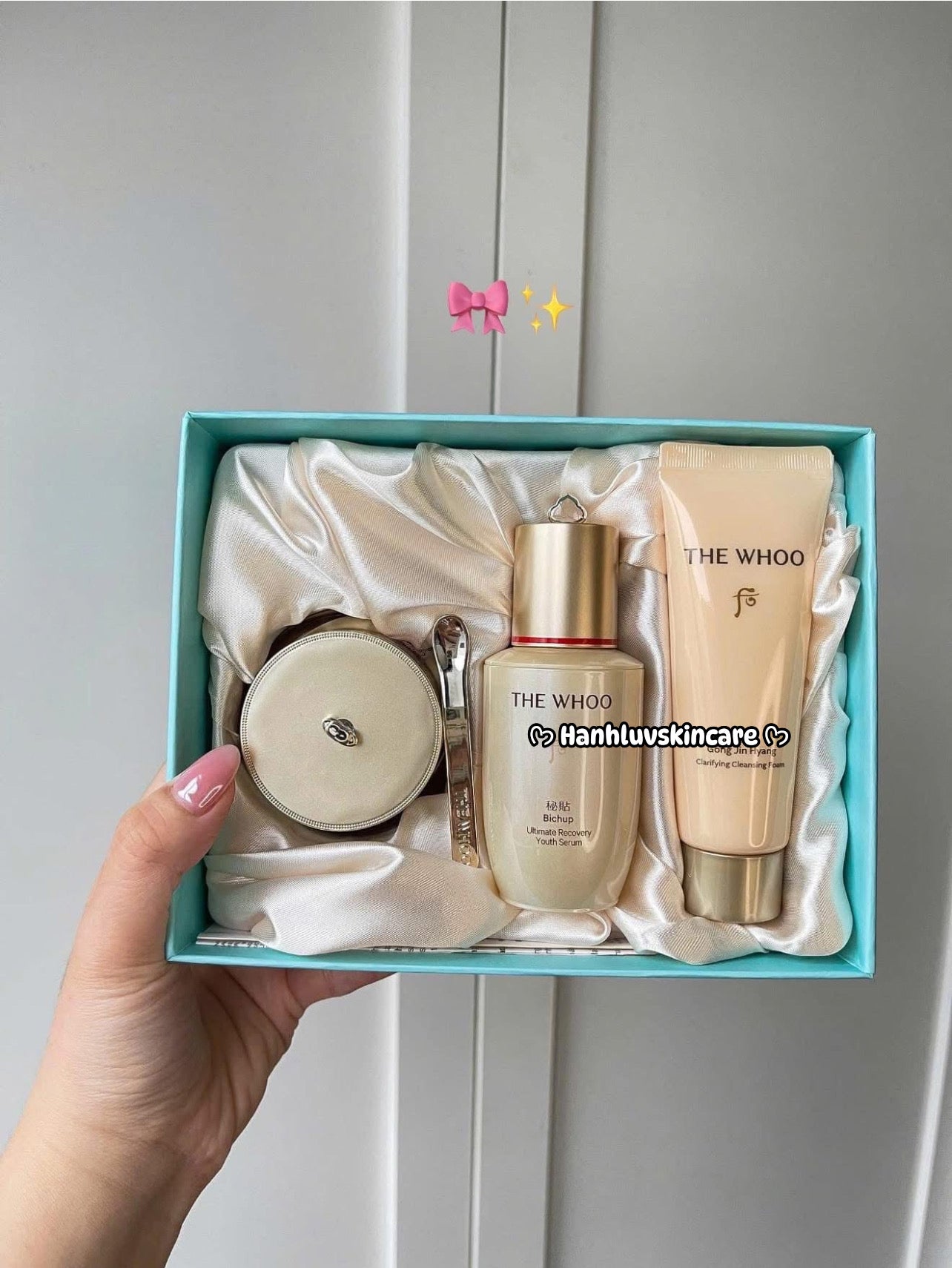 SET BICHUP THE HISTORY OF WHOO